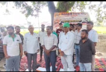 फीस और शिक्षकों के मामलों को लेकर सरस्वती विद्या मंदिर पर प्रदर्शन,