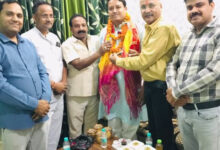 राज्य अध्यापक पुरस्कार मिलने पर धनंजय का सम्मान,
