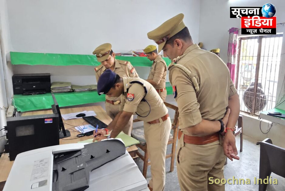 सीओ सदर ने किया पिलुआ थाने का त्रैमासिक निरीक्षण,