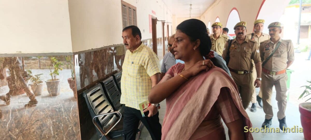 नवागत डीएम एम. अरुन्मोली ने संभाला कार्यभार,