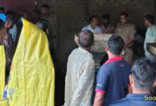 लखीमपुर खीरी: बारिश में कच्ची दीवार बनी काल, पति-पत्नी और आठ साल के बेटे की दबकर मौत