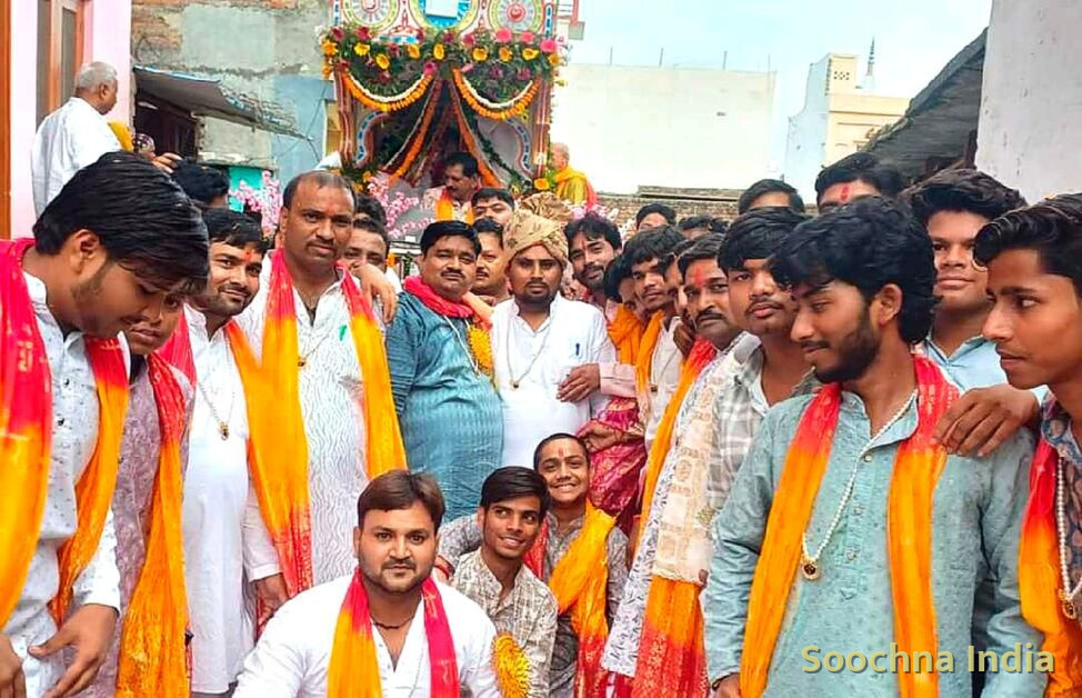 अनंत चतुर्दशी पर निकली भगवान अनंत की भव्य शोभायात्रा,