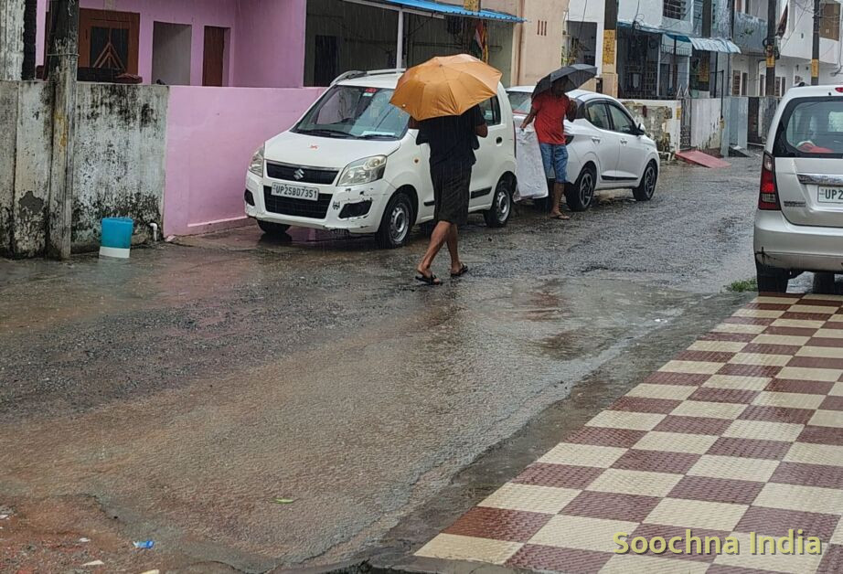 बरेली में बारिश का कहर: 24 घंटे में 126 मिमी पानी, कई इलाकों में जलभराव
